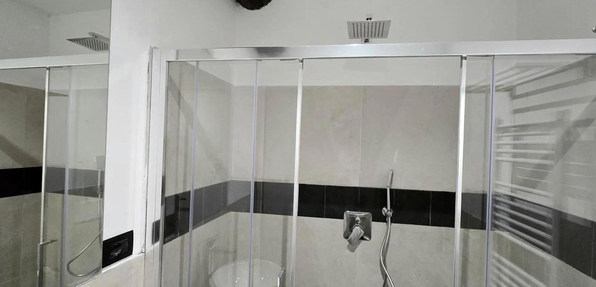 Apartment Secret Garden Suite- Bluchalet Riomaggiore Italy